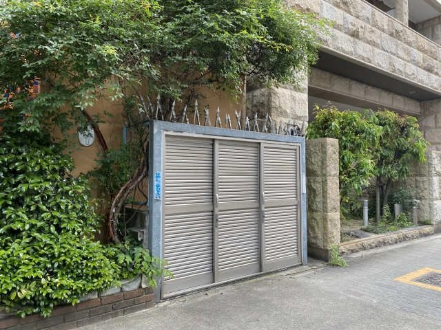 敷地内ゴミ置場