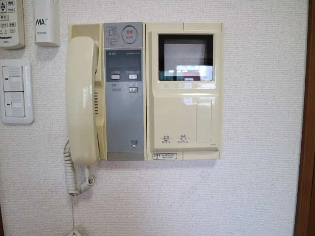モニター付きインターホン