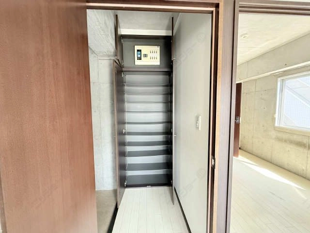シューズBOX