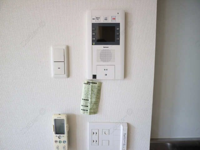 モニター付きインターホン