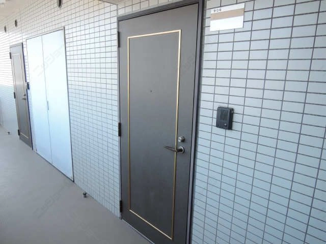 玄関ドア
