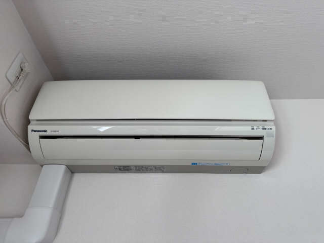 中洋室エアコン（残置物）