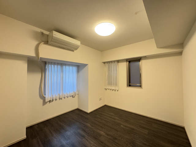 洋室（南東側）