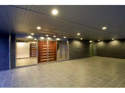   エントランス