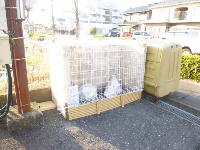 ゴミステーション