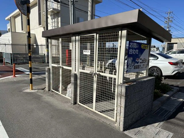 ごみ置き場