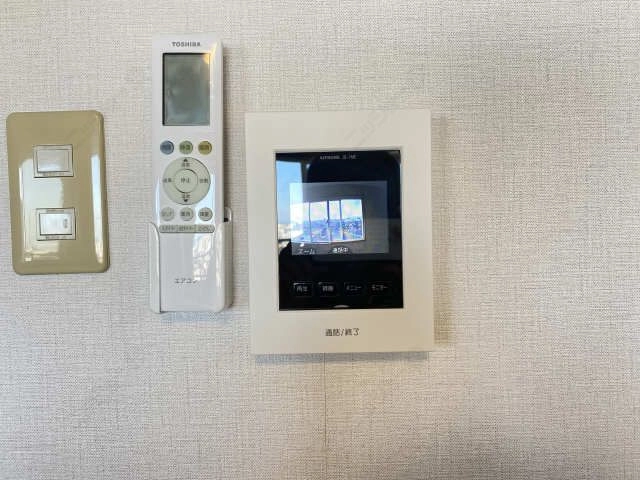 モニター付きインターホン