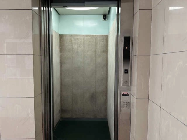 エレベーター