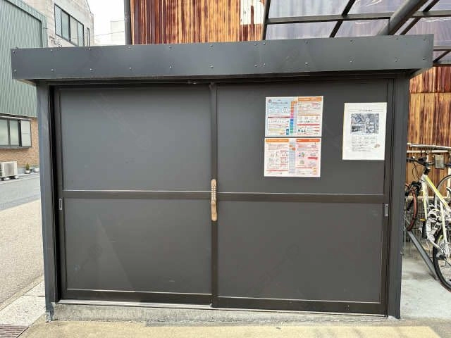 敷地内ゴミ置場