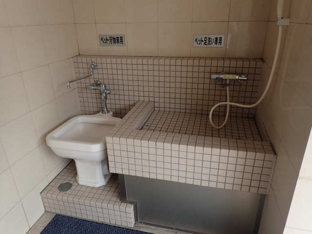 ＰＥＴ足洗い場