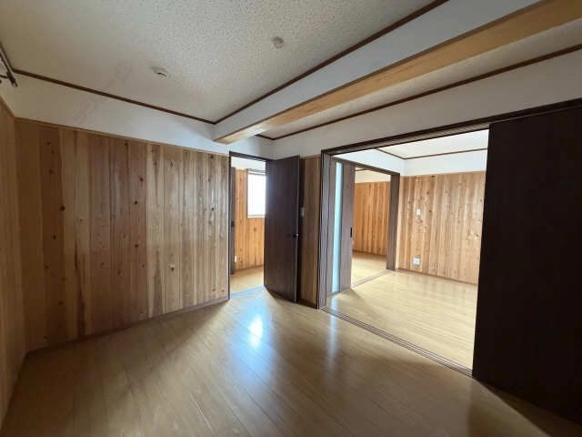 洋室