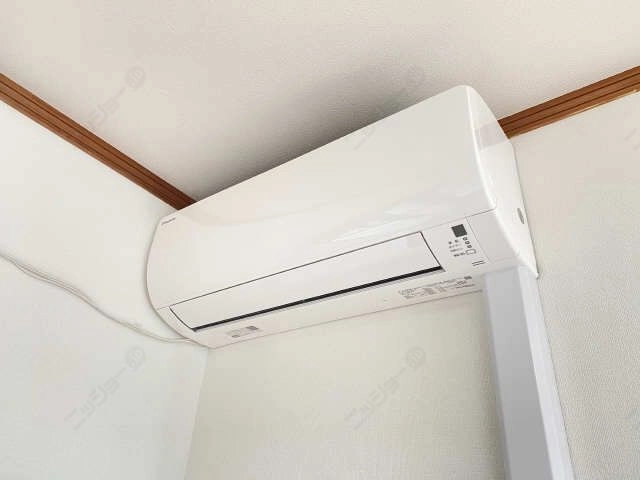 エアコ  ン