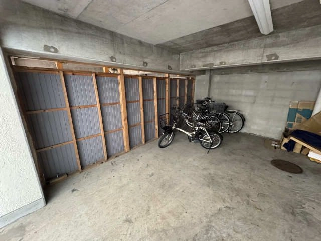 駐輪場