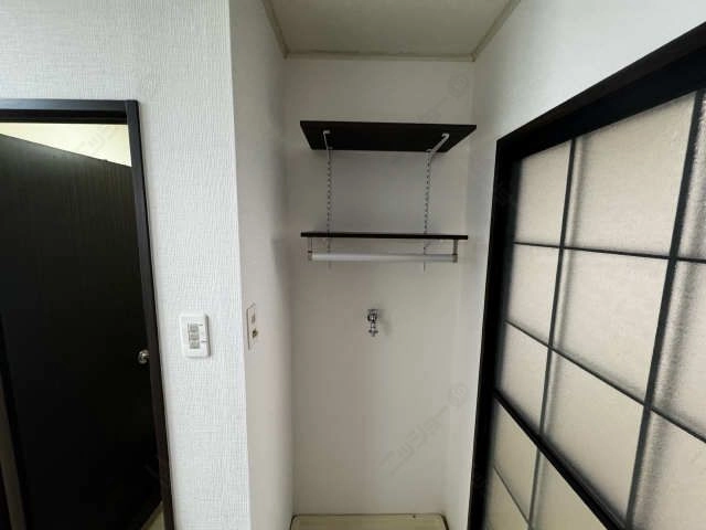 ランドリー可動棚