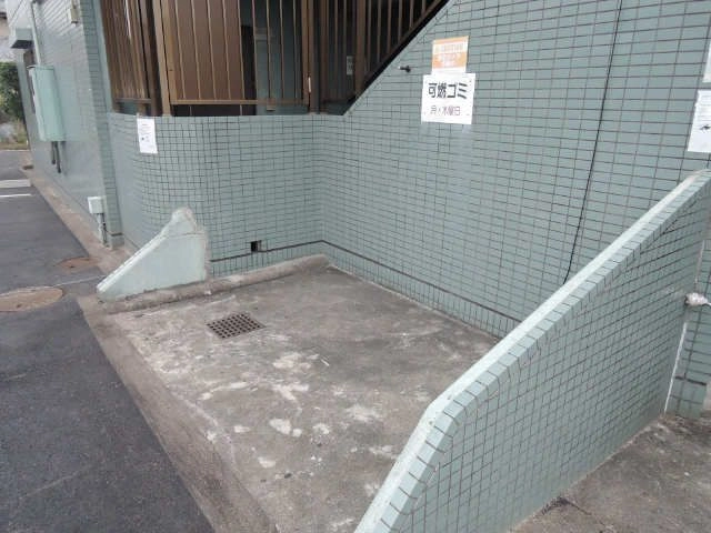 ゴミ集積場