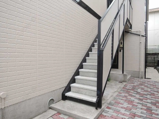 共用階段