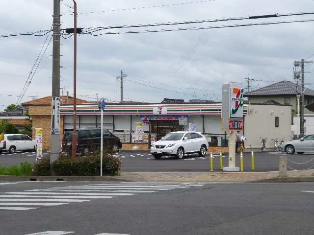 近隣コンビニエンスストアー