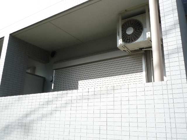 ｼｬｯﾀｰ（1階）