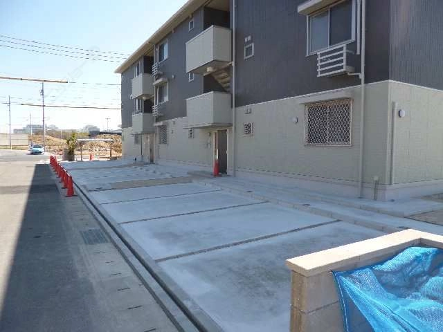 北側駐車場