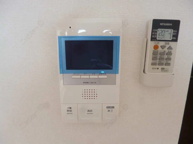 モニタ  ー付インターホン