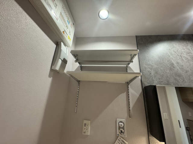 ランドリー可動棚