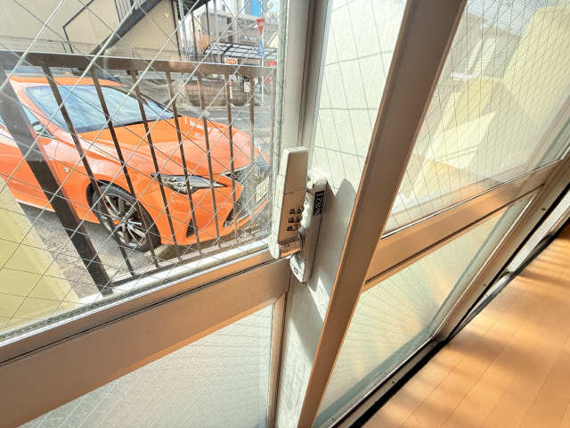 ダイヤルクレセント錠