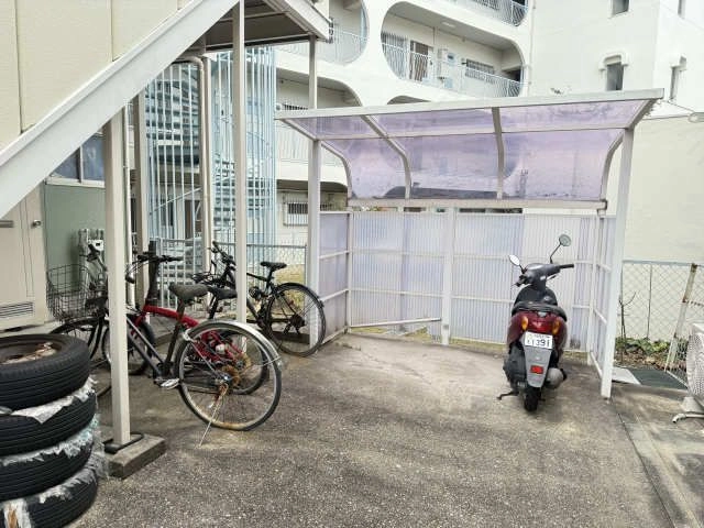 駐輪場
