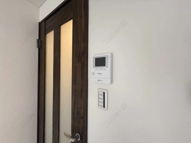 モニター付きインターホン