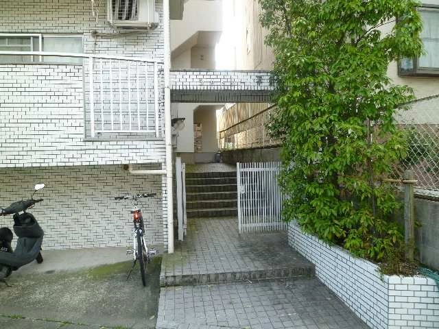 マンション入口