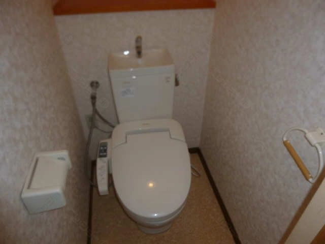 シャワー付トイレ