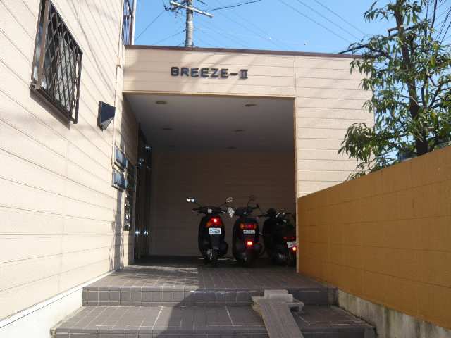 エントランス（駐輪場