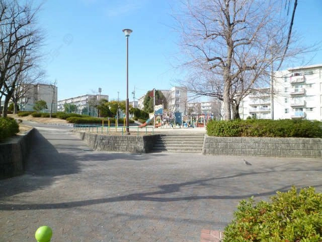 公園徒歩４分
