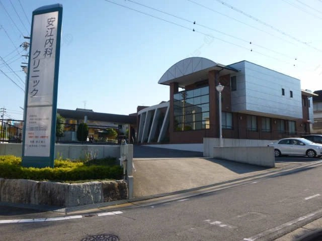 病院徒歩7分