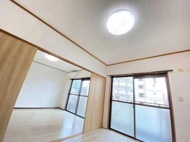 照明