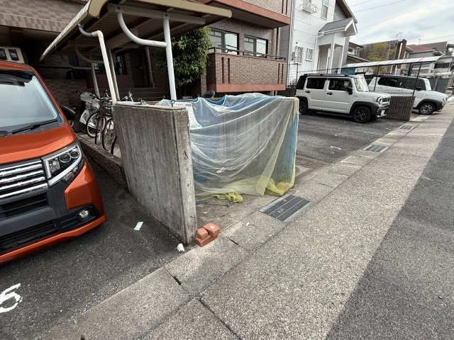 ゴミ置き場