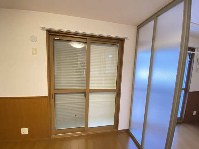 シャッター雨戸