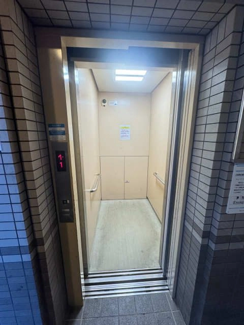 エレベーター