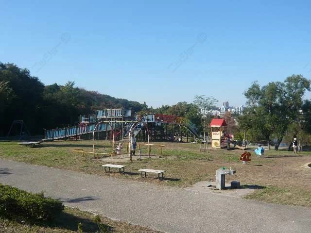 天白公園（徒歩5分）