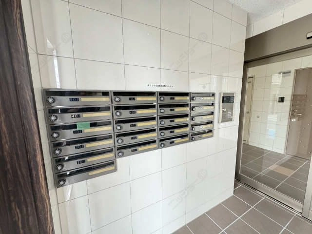 オートロック ・集合ポスト