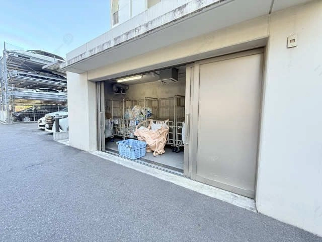 ゴミ置き場