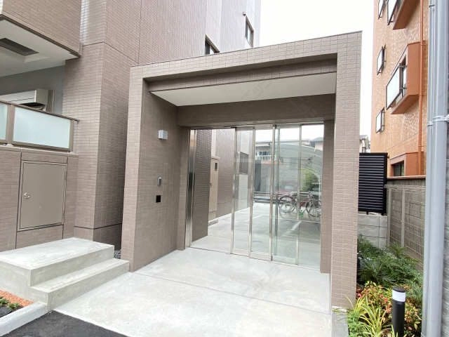 南エントランス