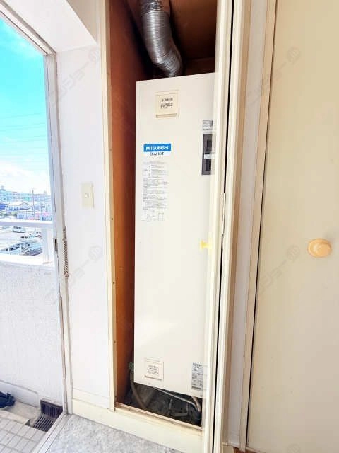 電気温水器