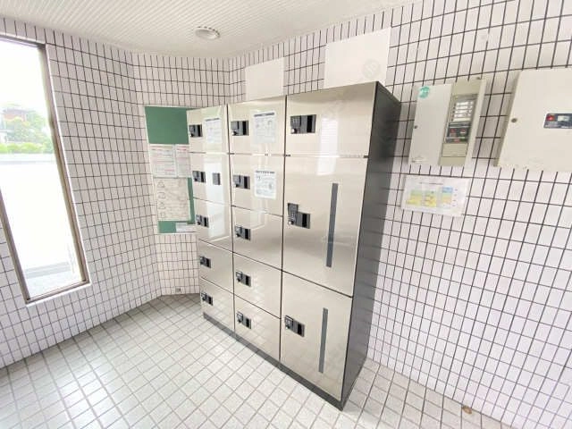 宅配ボックス