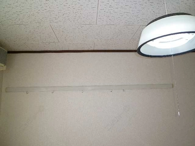 ﾊﾝｶﾞｰﾚｰﾙ