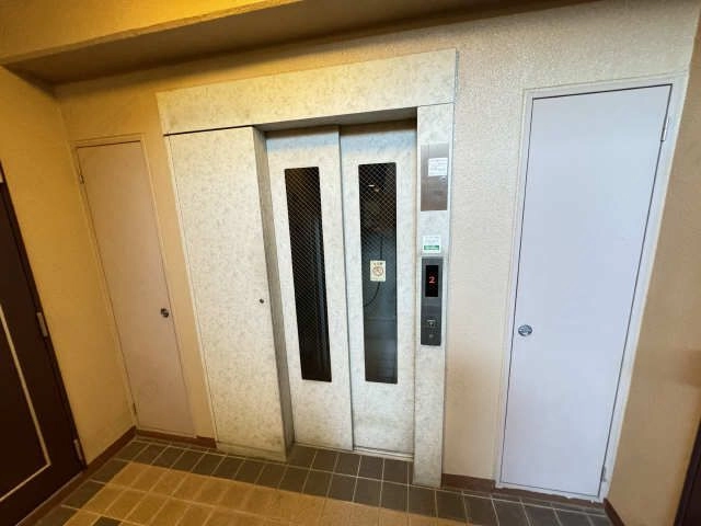 エレベーター