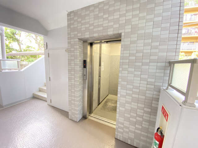 エレベーター