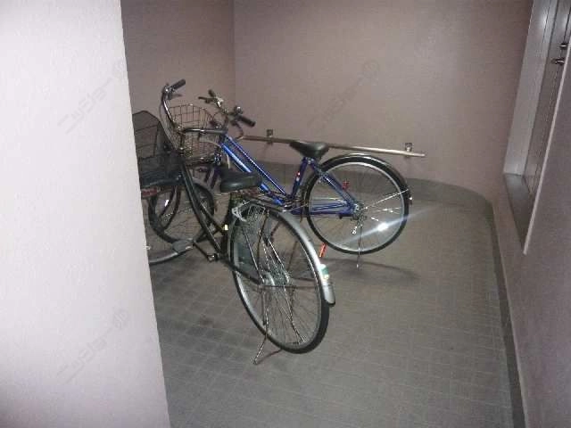 ｴﾝﾄﾗﾝｽ内駐輪場
