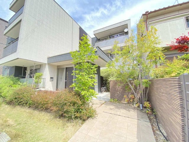 共用エントランス