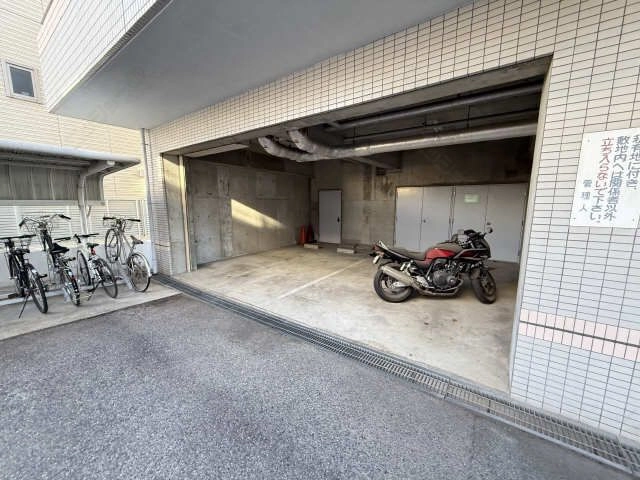バイク置場