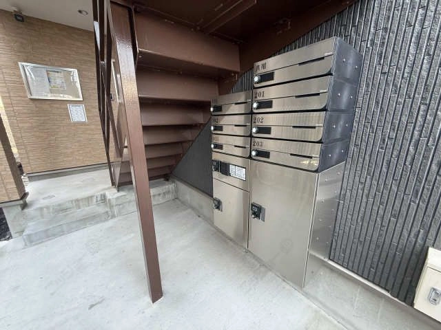 集合ポスト・宅配ボックス